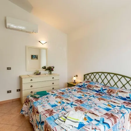 Ferienhaus Villetta San Teodoro (Sardinia)